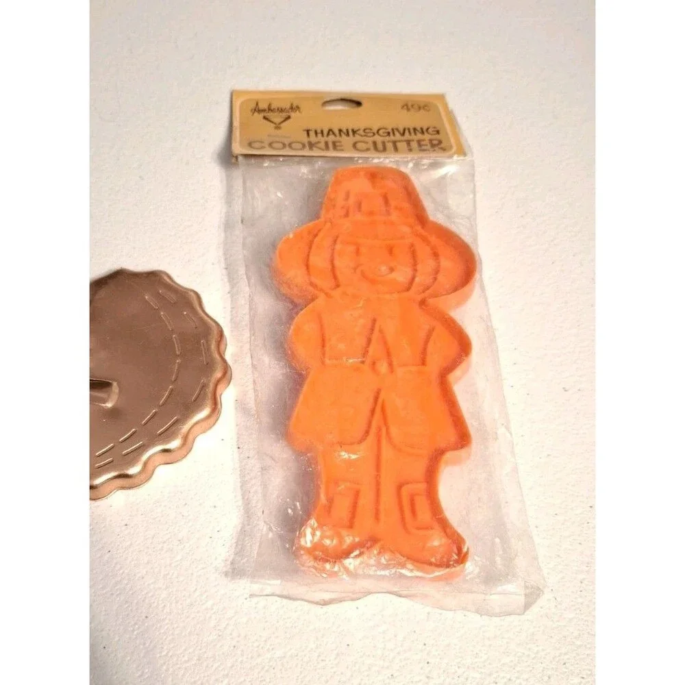 Vintage Thanksgiving Cookie Cutter Lot Mirro Copper Turkey Ambassador Pilgrim